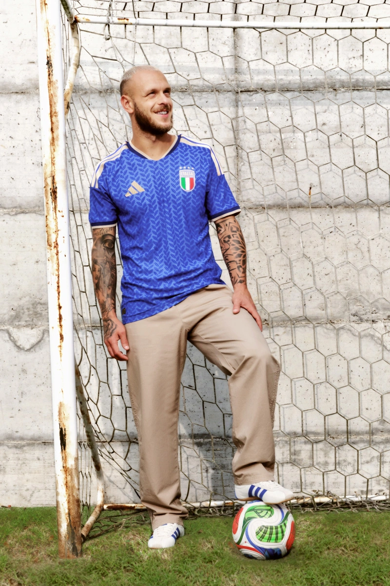 意大利国家队 2026-27 赛季主场球衣 © 球衫堂 kitstown 意大利国家队 2026-27 赛季主场球衣 © 球衫堂 kitstown