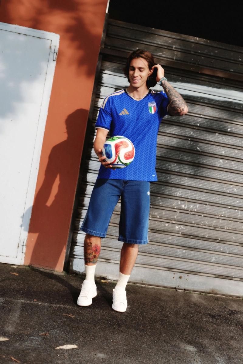 意大利国家队 2026-27 赛季主场球衣 © 球衫堂 kitstown 意大利国家队 2026-27 赛季主场球衣 © 球衫堂 kitstown