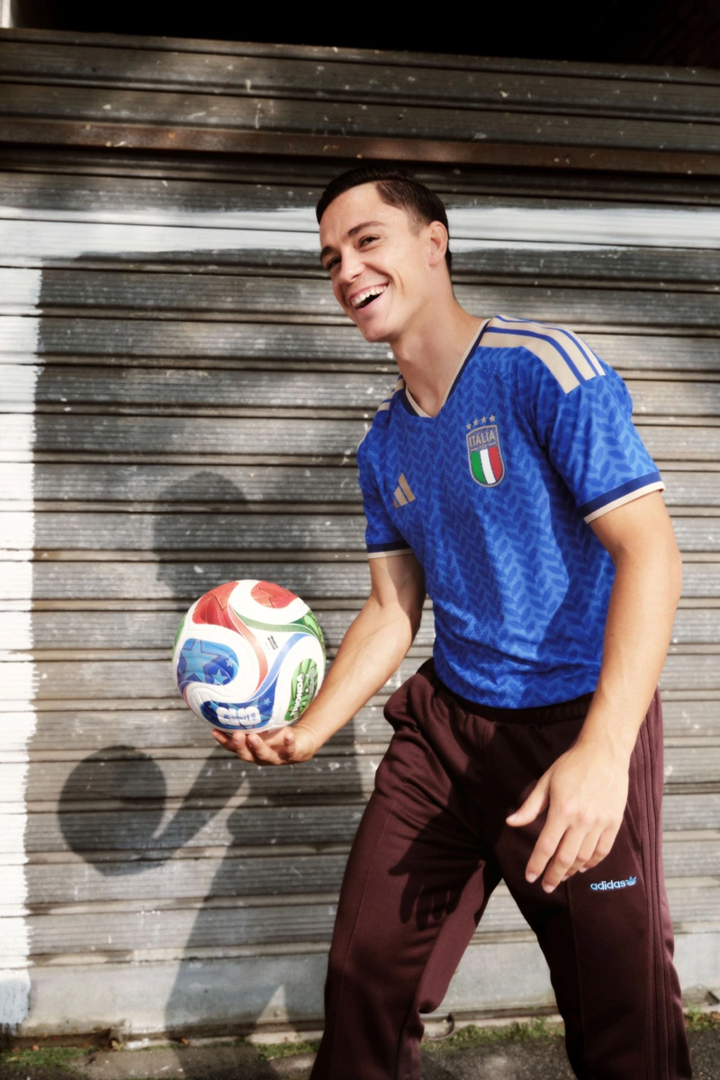 意大利国家队 2026-27 赛季主场球衣 © 球衫堂 kitstown 意大利国家队 2026-27 赛季主场球衣 © 球衫堂 kitstown