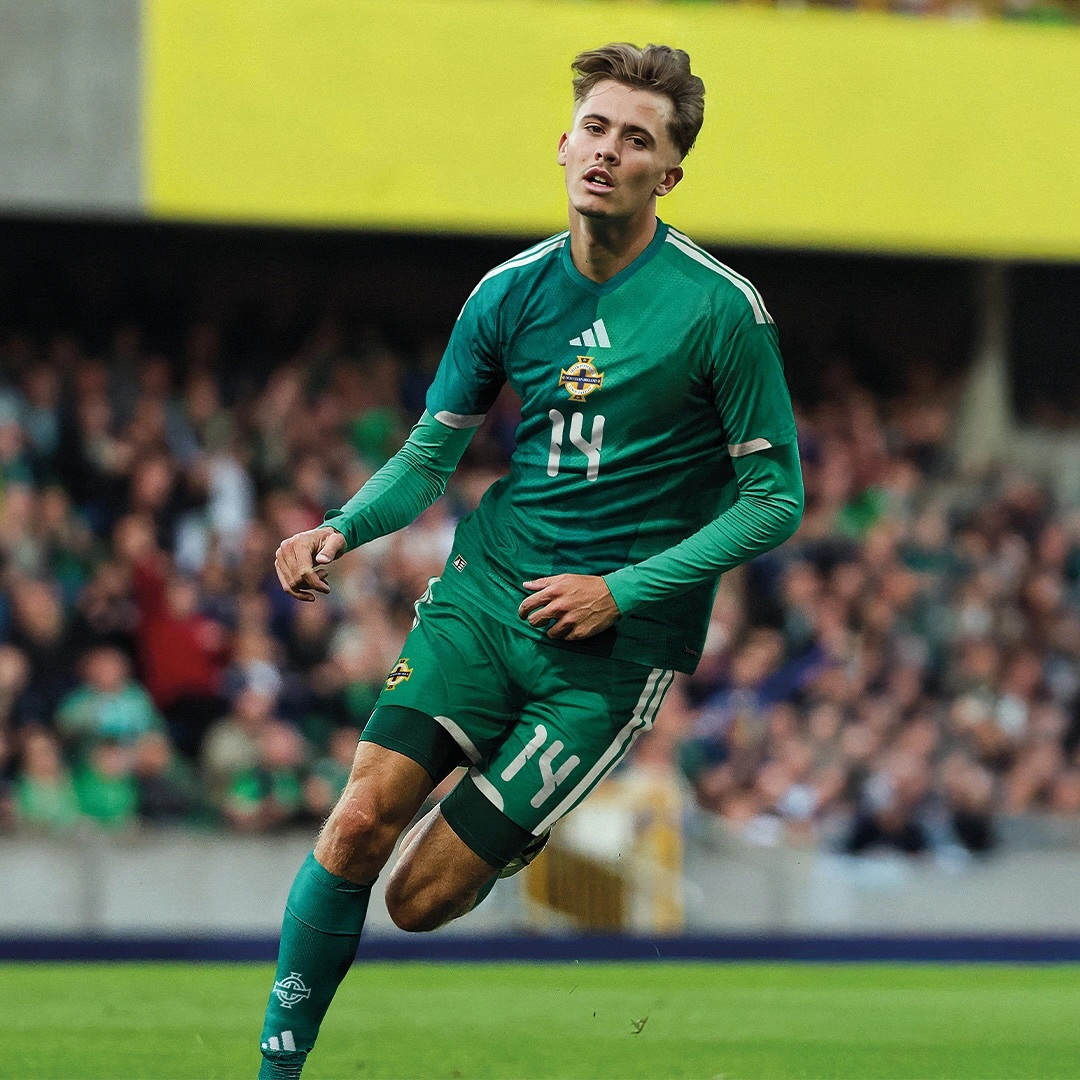 北爱尔兰代表队 2026-27 赛季主场球衣 © 球衫堂 kitstown 北爱尔兰代表队 2026-27 赛季主场球衣 © 球衫堂 kitstown