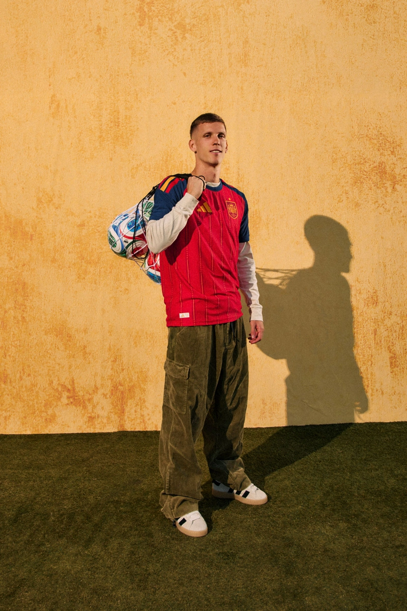 西班牙国家队 2026-27 赛季主场球衣 © 球衫堂 kitstown 西班牙国家队 2026-27 赛季主场球衣 © 球衫堂 kitstown