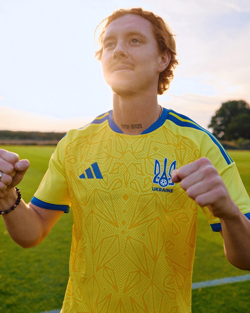 乌克兰国家队 2026-27 赛季主场球衣 © 球衫堂 kitstown 乌克兰国家队 2026-27 赛季主场球衣 © 球衫堂 kitstown