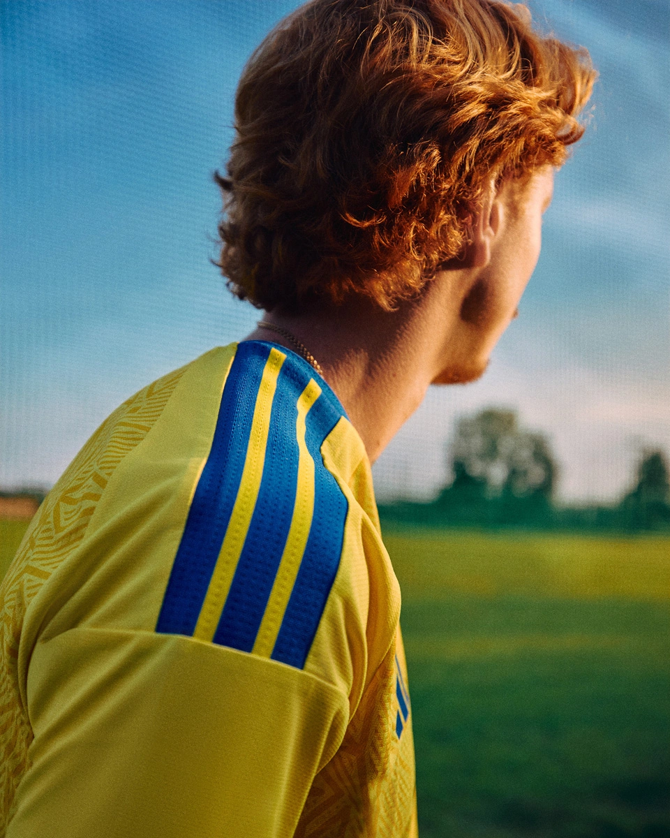 乌克兰国家队 2026-27 赛季主场球衣 © 球衫堂 kitstown 乌克兰国家队 2026-27 赛季主场球衣 © 球衫堂 kitstown