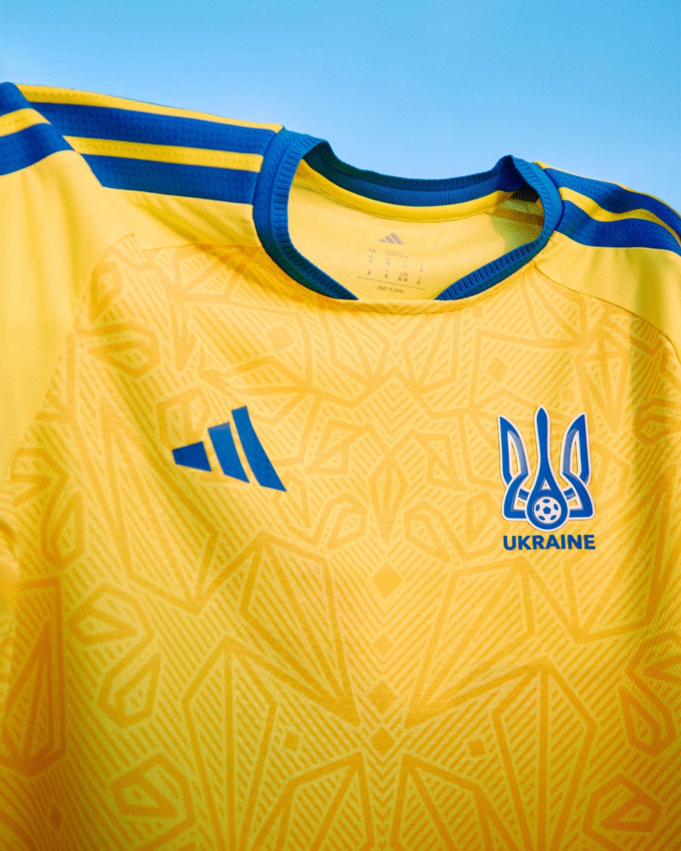 乌克兰国家队 2026-27 赛季主场球衣 © 球衫堂 kitstown 乌克兰国家队 2026-27 赛季主场球衣 © 球衫堂 kitstown