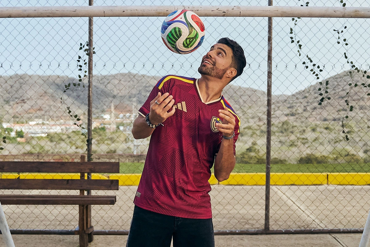 委内瑞拉国家队 2026-27 赛季主场球衣 © 球衫堂 kitstown 委内瑞拉国家队 2026-27 赛季主场球衣 © 球衫堂 kitstown