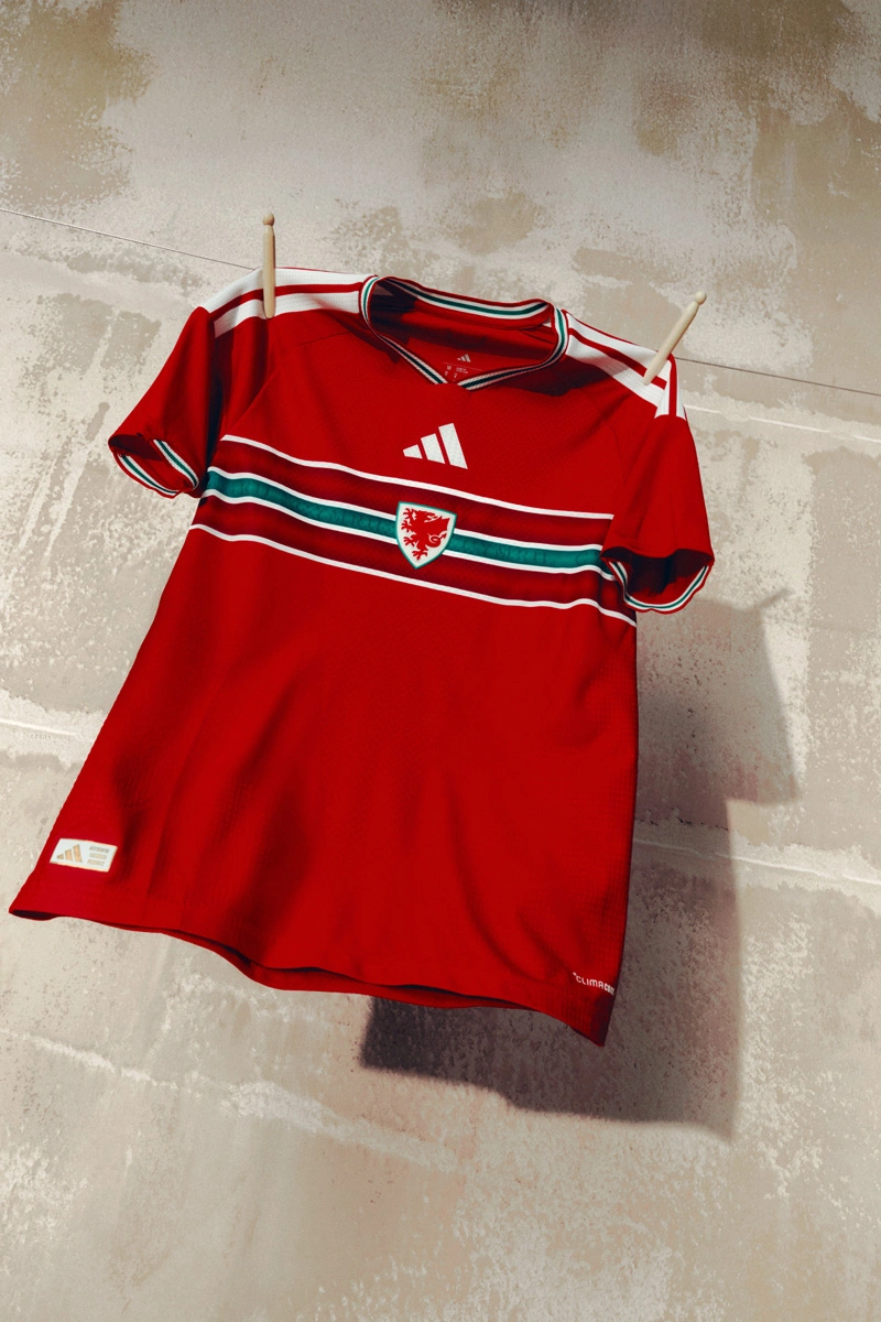 威尔士代表队 2026-27 赛季主场球衣 © 球衫堂 kitstown 威尔士代表队 2026-27 赛季主场球衣 © 球衫堂 kitstown