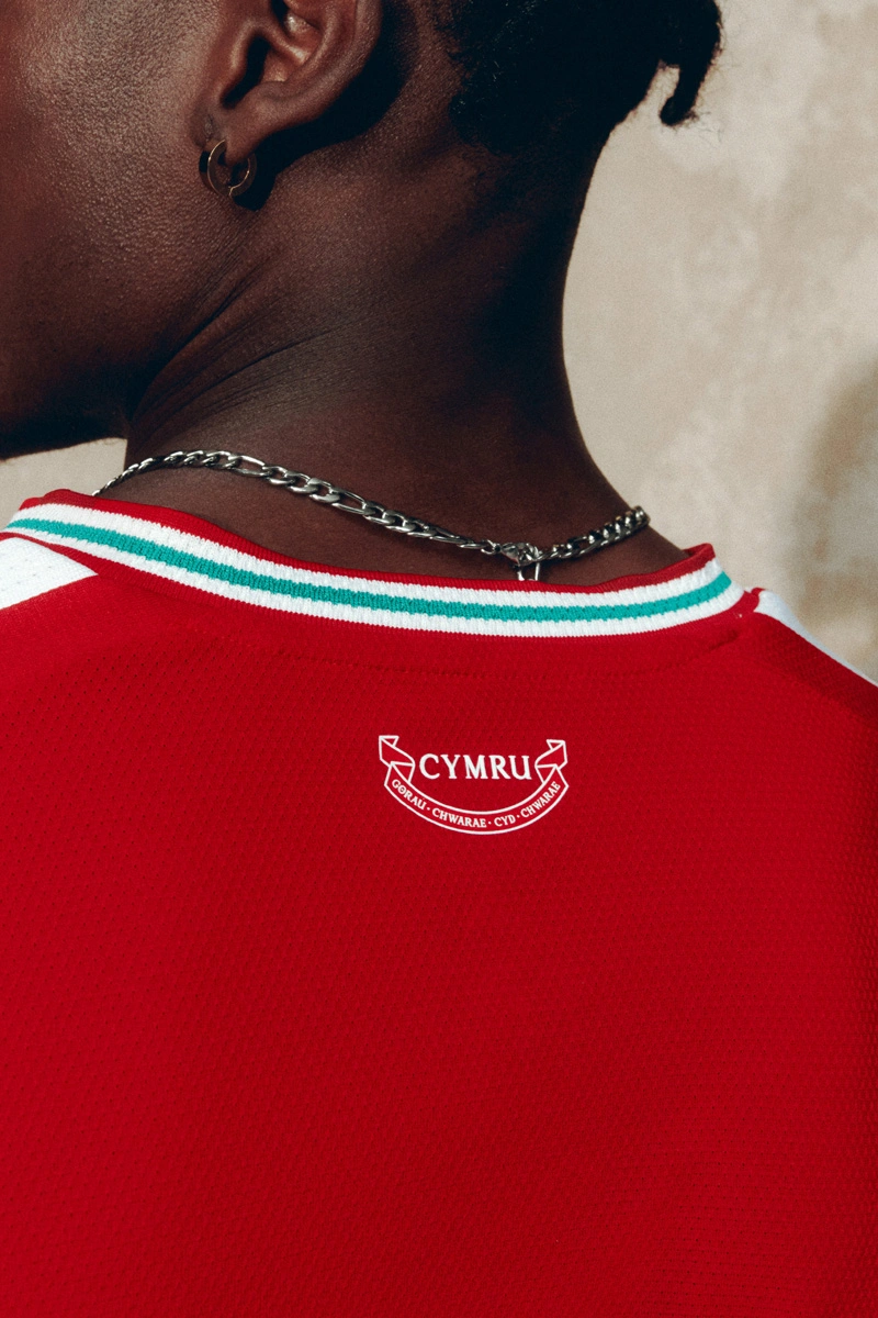 威尔士代表队 2026-27 赛季主场球衣 © 球衫堂 kitstown 威尔士代表队 2026-27 赛季主场球衣 © 球衫堂 kitstown