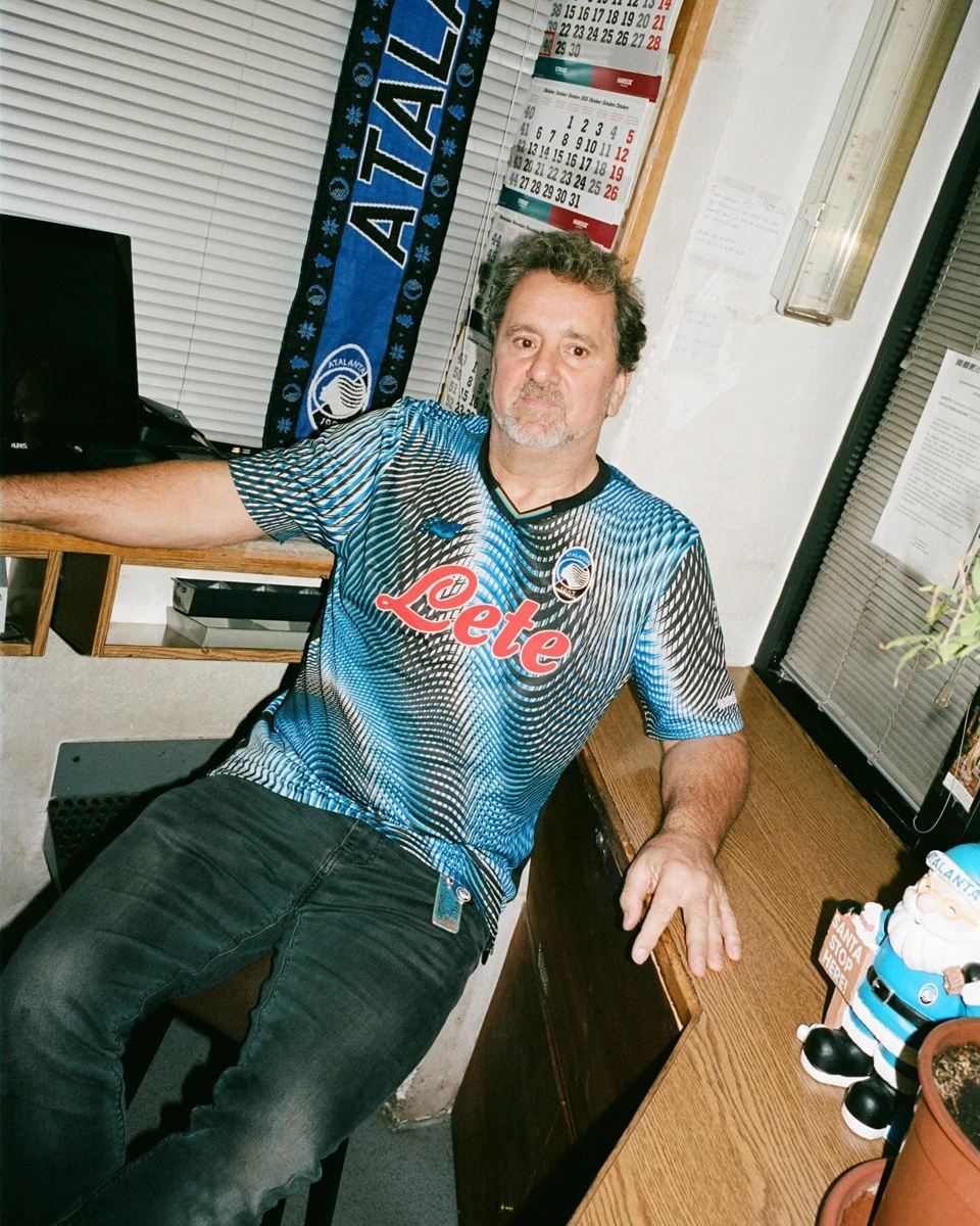 亚特兰大 2025-26 赛季第四球衣 © 球衫堂 kitstown 亚特兰大 2025-26 赛季第四球衣 © 球衫堂 kitstown