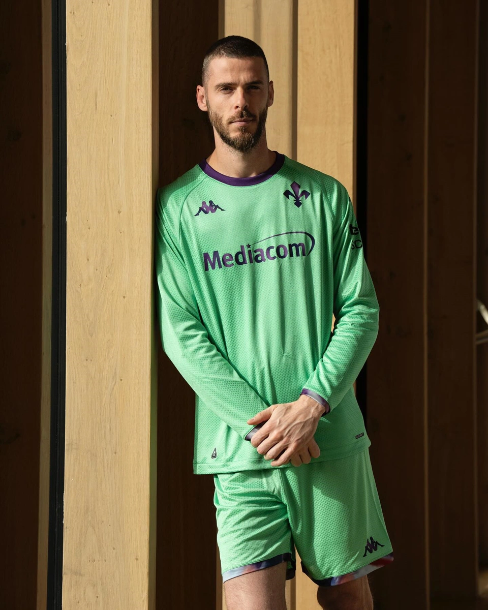 佛罗伦萨 2025-26 赛季第三客场球衣 © 球衫堂 kitstown