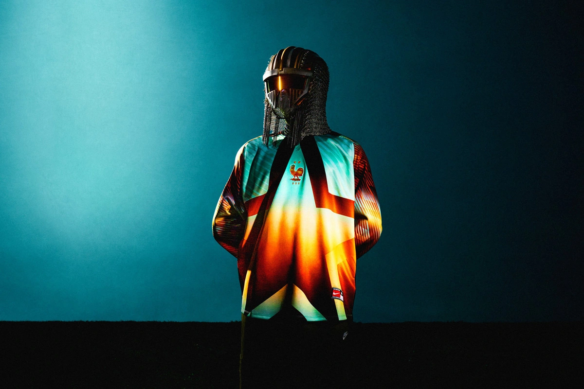 耐克推出“好莱坞门将(Hollywood Keepers)”休闲运动服 © 球衫堂 kitstown 耐克推出“好莱坞门将(Hollywood Keepers)”休闲运动服 © 球衫堂 kitstown