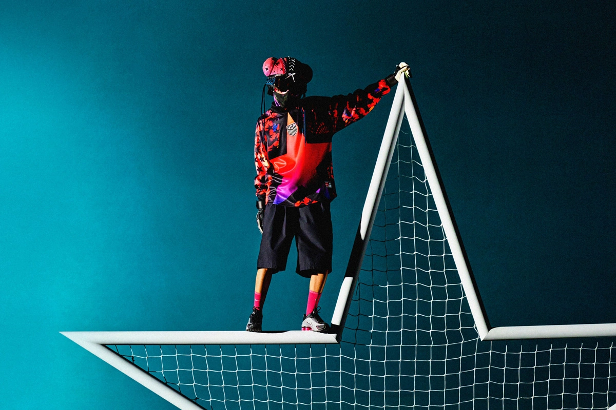 耐克推出“好莱坞门将(Hollywood Keepers)”休闲运动服 © 球衫堂 kitstown 耐克推出“好莱坞门将(Hollywood Keepers)”休闲运动服 © 球衫堂 kitstown