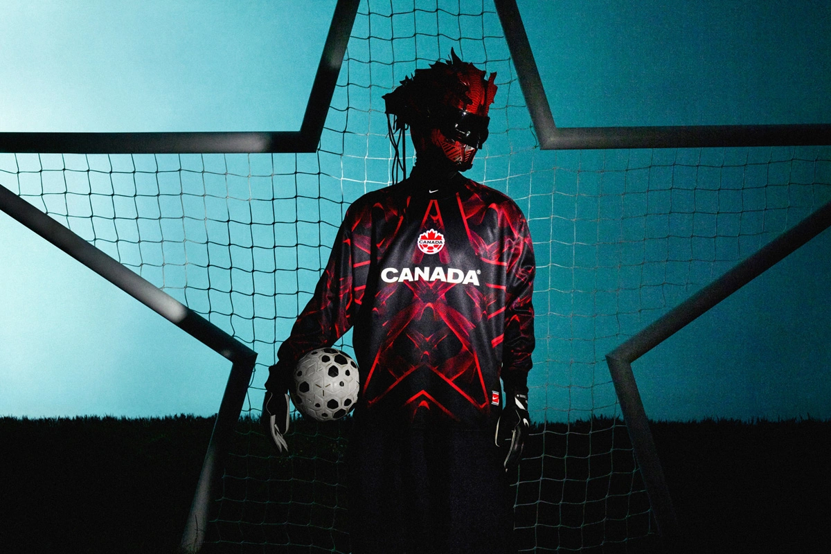 耐克推出“好莱坞门将(Hollywood Keepers)”休闲运动服 © 球衫堂 kitstown 耐克推出“好莱坞门将(Hollywood Keepers)”休闲运动服 © 球衫堂 kitstown