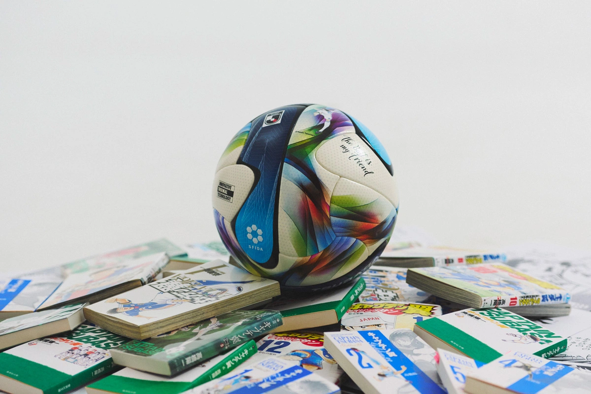 TSUBASA J PRO — J 联赛百年构想联赛官方比赛用球 © 球衫堂 kitstown