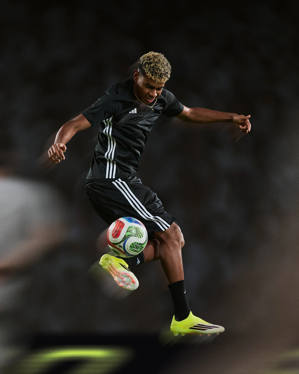 阿迪达斯发布 2026 新一代决胜战旗套组 © 球衫堂 kitstown