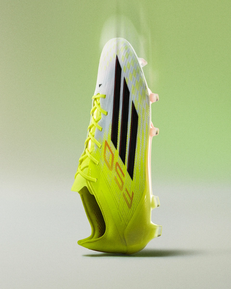 阿迪达斯发布 2026 新一代决胜战旗套组 © 球衫堂 kitstown