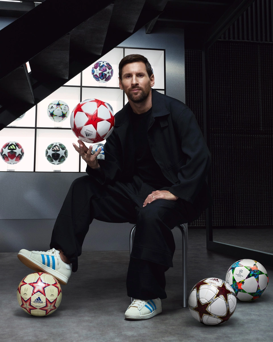 阿迪达斯发布与欧冠联赛合作 25 周年比赛用球 © 球衫堂 kitstown