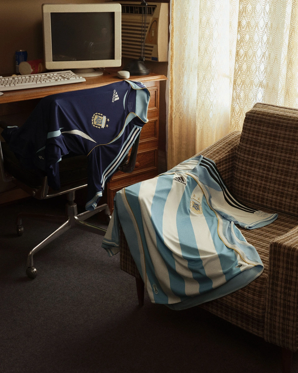 阿根廷国家队 2006 年世界杯复刻版球衣 © 球衫堂 kitstown