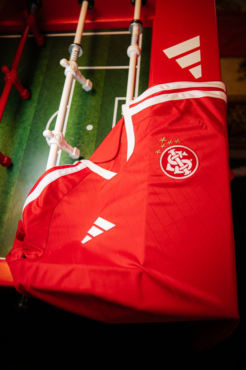 国际 2026 赛季主场球衣 © 球衫堂 kitstown 国际 2026 赛季主场球衣 © 球衫堂 kitstown