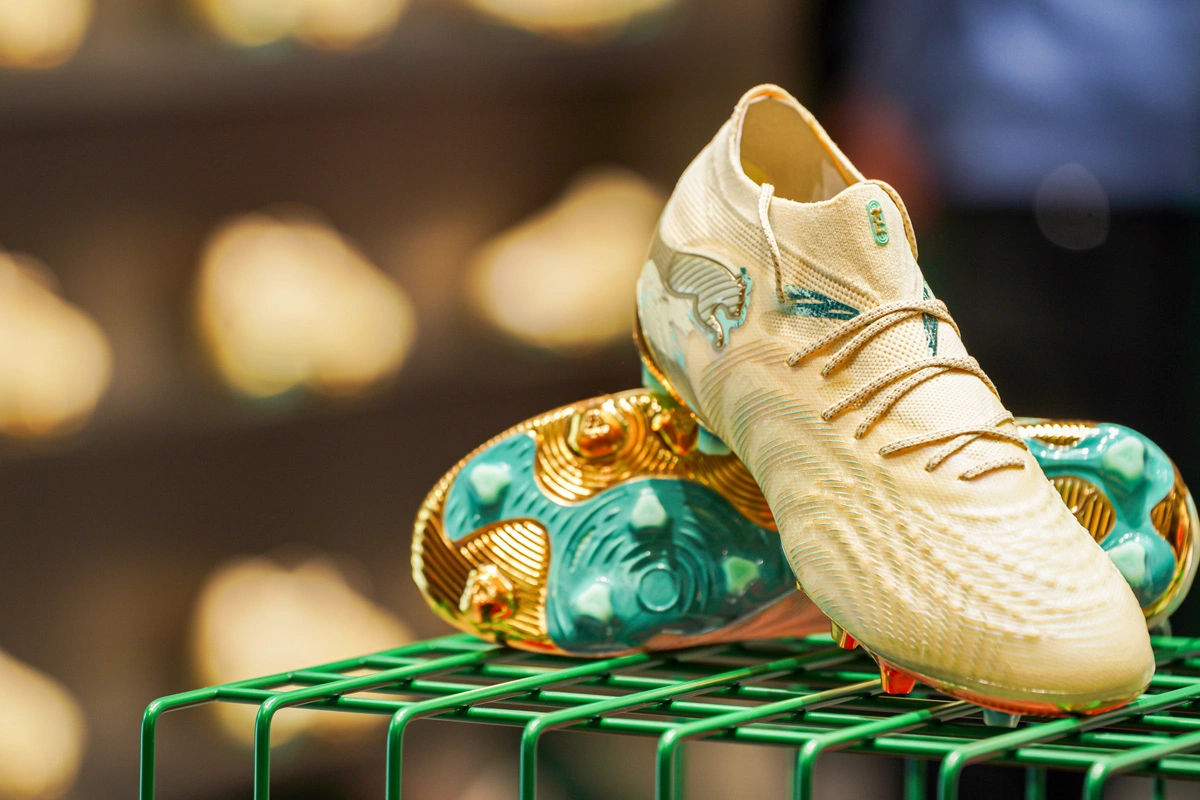 PUMA 发布 2026 曼彻斯特城马年新春特别系列 © 球衫堂 kitstown