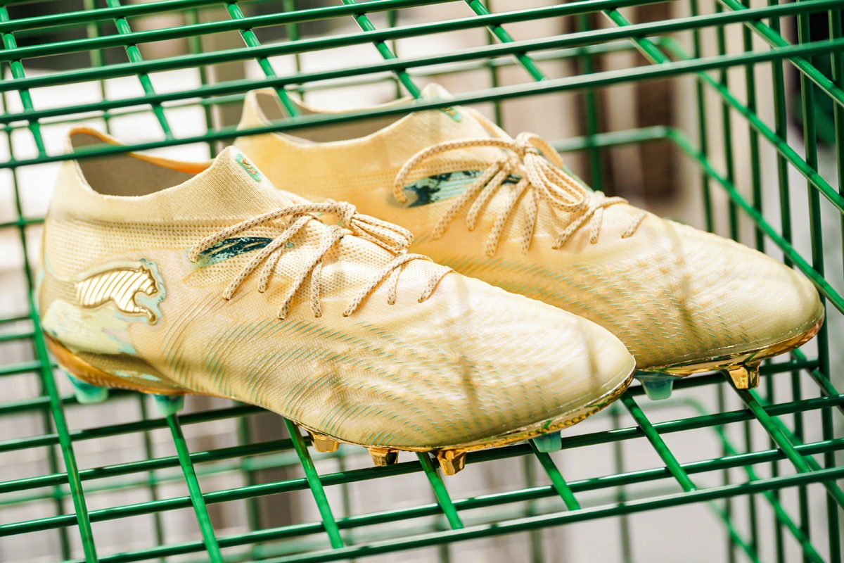 PUMA 发布 2026 曼彻斯特城马年新春特别系列 © 球衫堂 kitstown