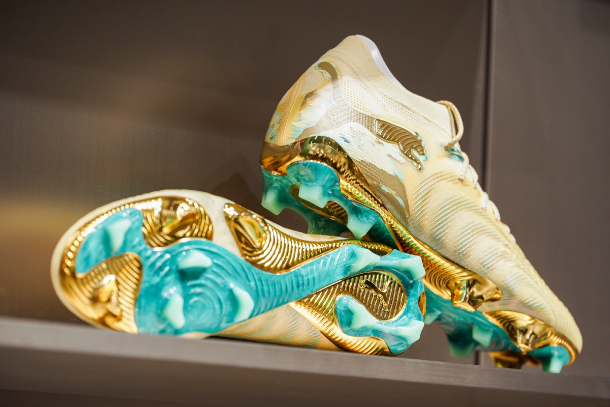 PUMA 发布 2026 曼彻斯特城马年新春特别系列 © 球衫堂 kitstown