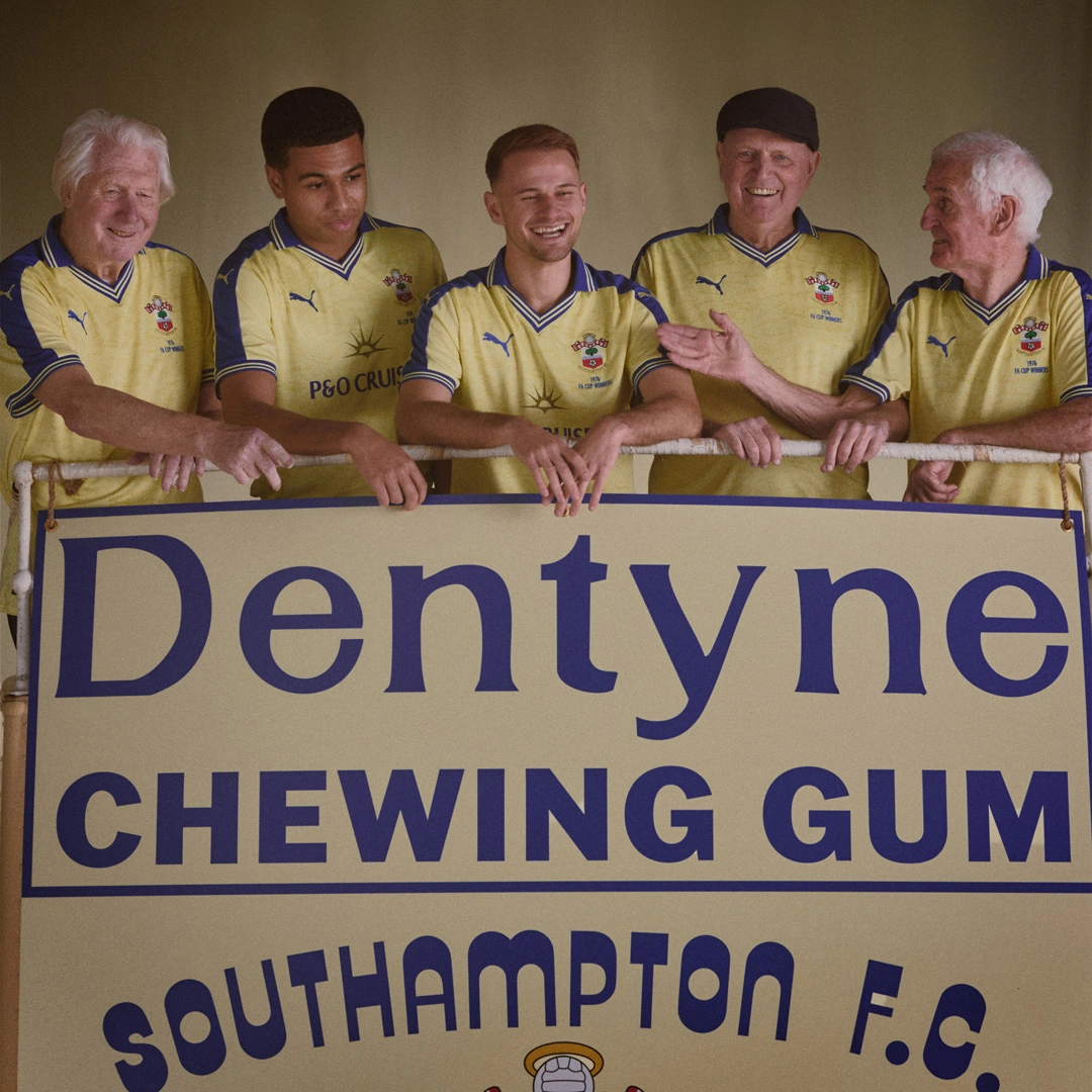 南安普敦 1976 足总杯夺冠 50 周年纪念球衣 © 球衫堂 kitstown