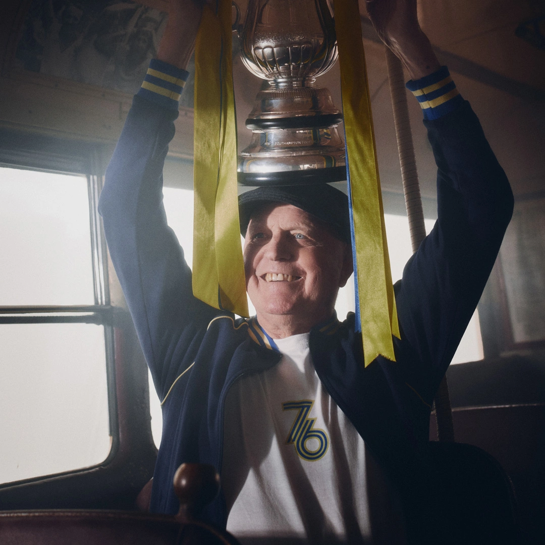 南安普敦 1976 足总杯夺冠 50 周年纪念球衣 © 球衫堂 kitstown