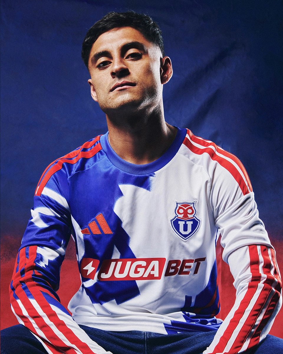 智利大学 2026 赛季主客场球衣 © 球衫堂 kitstown 智利大学 2026 赛季主客场球衣 © 球衫堂 kitstown