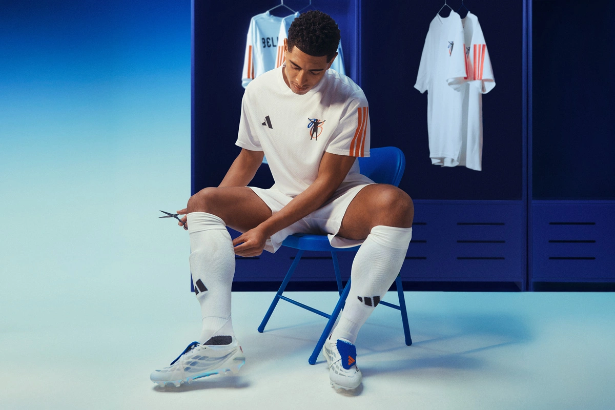 阿迪达斯发布“巨星降临”系列 © 球衫堂 kitstown