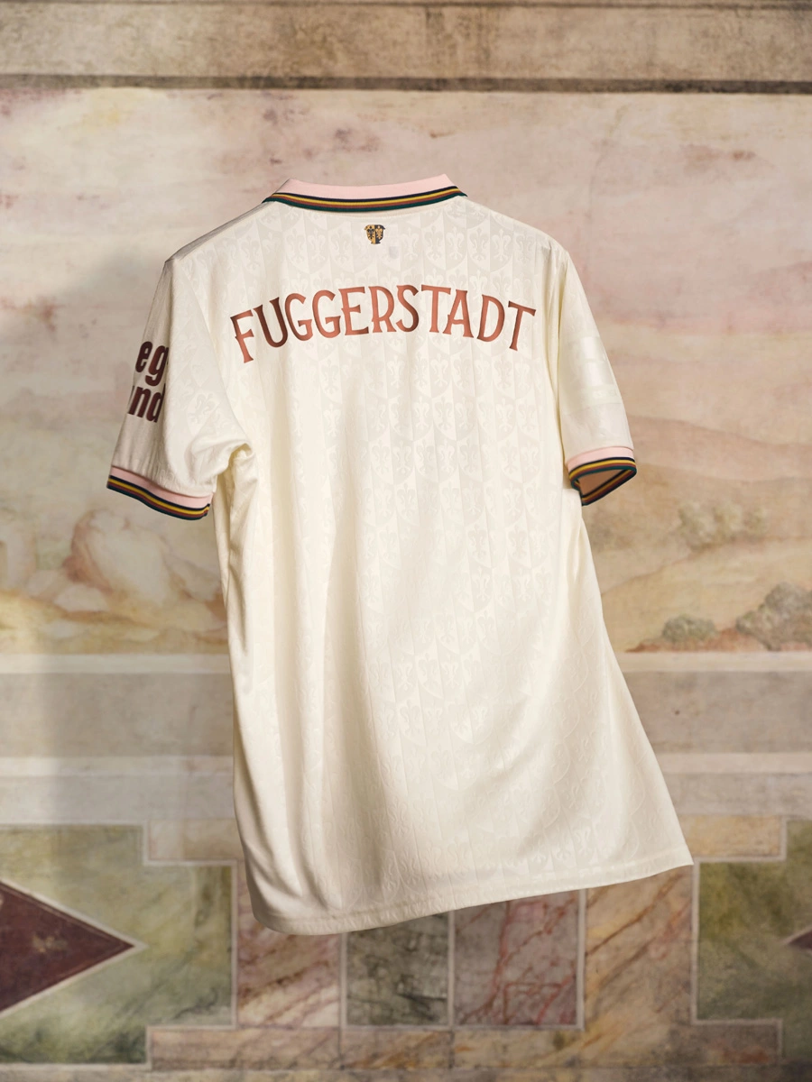 奥格斯堡 2025-26 赛季“富格尔”特别版球衣 © 球衫堂 kitstown 奥格斯堡 2025-26 赛季“富格尔”特别版球衣 © 球衫堂 kitstown