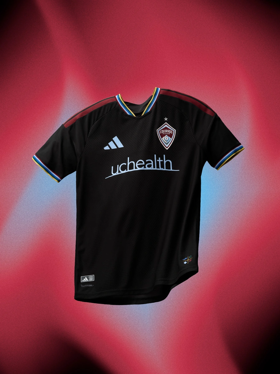 科罗拉多急流 2026-27 赛季主场球衣 © 球衫堂 kitstown 科罗拉多急流 2026-27 赛季主场球衣 © 球衫堂 kitstown