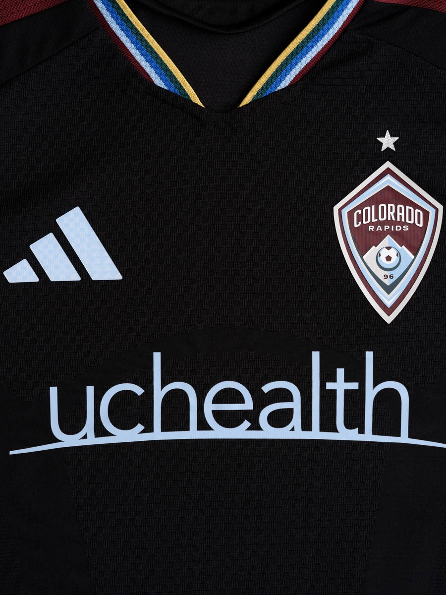 科罗拉多急流 2026-27 赛季主场球衣 © 球衫堂 kitstown 科罗拉多急流 2026-27 赛季主场球衣 © 球衫堂 kitstown