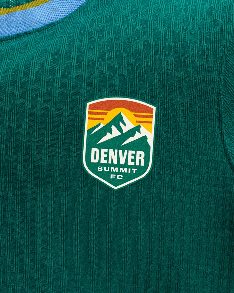 丹佛顶峰 2026 赛季主客场球衣 © 球衫堂 kitstown