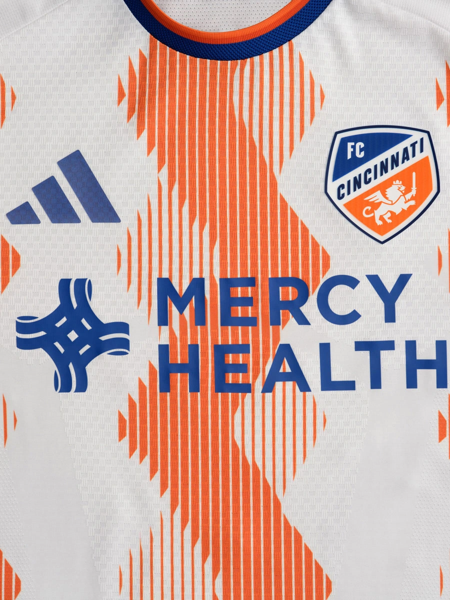 辛辛那提 2026-27 赛季客场球衣 © 球衫堂 kitstown