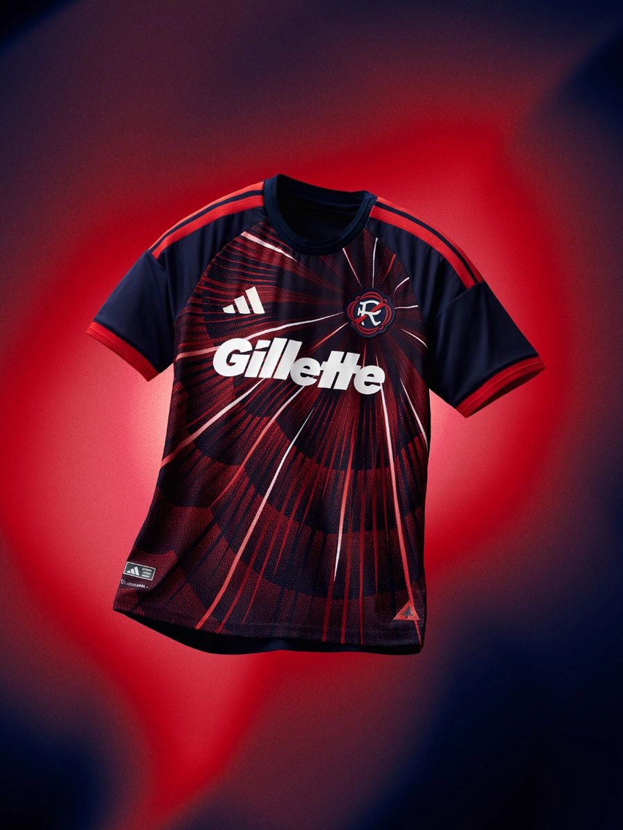 新英格兰革命 2026-27 赛季主场球衣 © 球衫堂 kitstown 新英格兰革命 2026-27 赛季主场球衣 © 球衫堂 kitstown