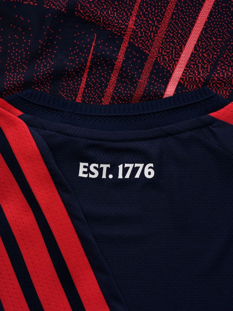 新英格兰革命 2026-27 赛季主场球衣 © 球衫堂 kitstown 新英格兰革命 2026-27 赛季主场球衣 © 球衫堂 kitstown