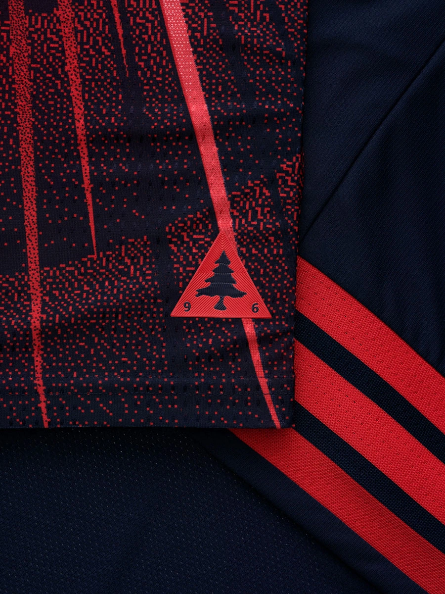 新英格兰革命 2026-27 赛季主场球衣 © 球衫堂 kitstown 新英格兰革命 2026-27 赛季主场球衣 © 球衫堂 kitstown