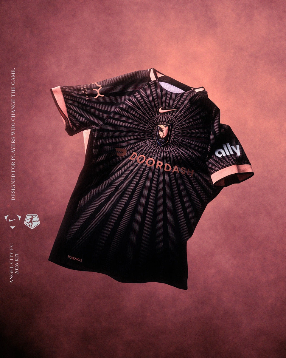 耐克推出美国全国女子足球联赛(NWSL)2026 赛季球衣 © 球衫堂 kitstown 耐克推出美国全国女子足球联赛(NWSL)2026 赛季球衣