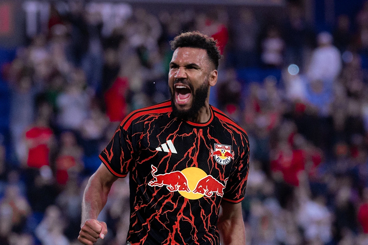 纽约红牛 2026-27 赛季主场球衣 © 球衫堂 kitstown