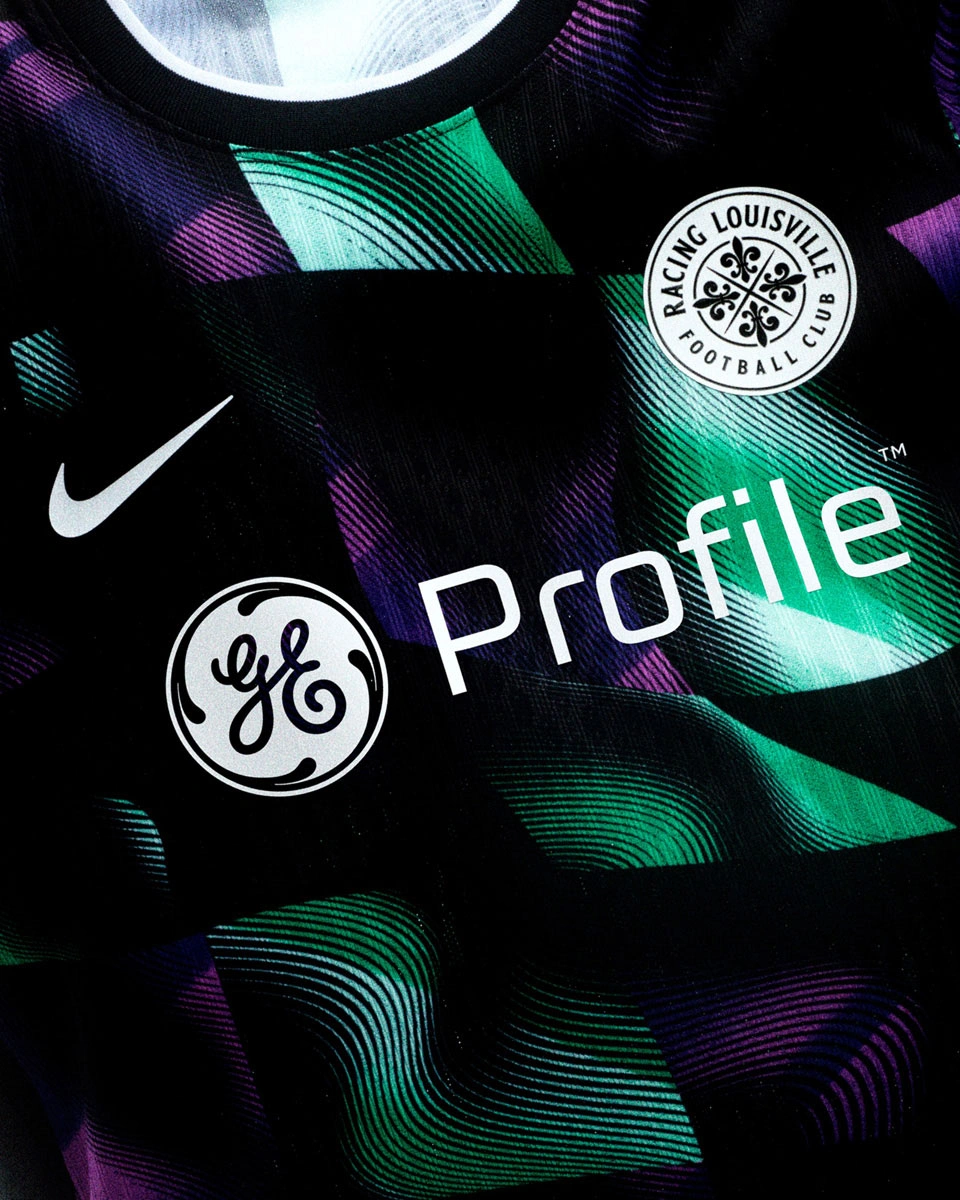 路易维尔竞技 2026 赛季第二客场球衣 © 球衫堂 kitstown