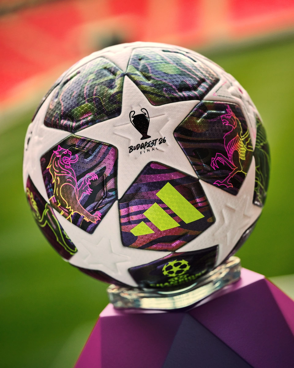 2025-26 赛季欧足联冠军联赛淘汰赛阶段官方比赛用球 © 球衫堂 kitstown
