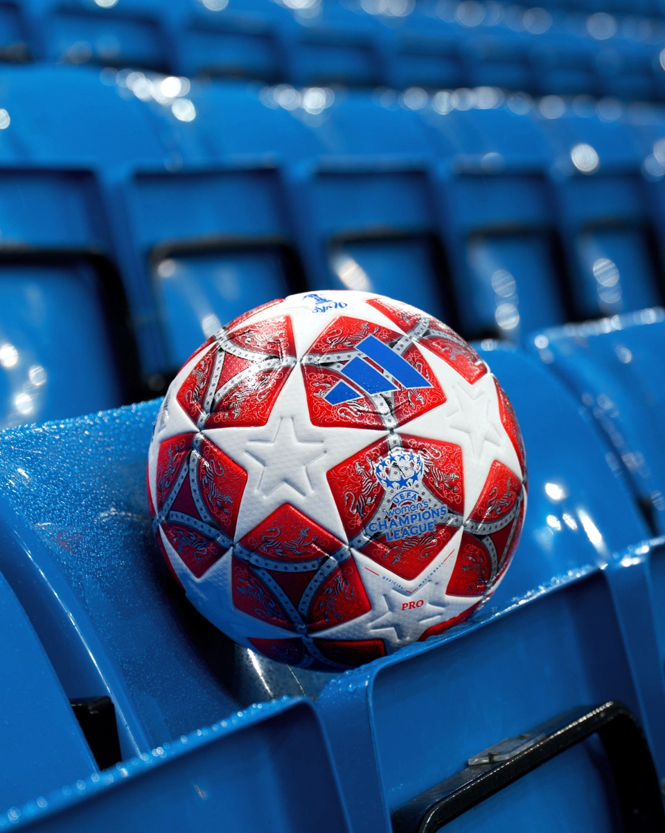 2025-26 赛季欧足联女子冠军联赛淘汰赛阶段官方比赛用球 © 球衫堂 kitstown 2025-26 赛季欧足联女子冠军联赛淘汰赛阶段官方比赛用球 © 球衫堂 kitstown