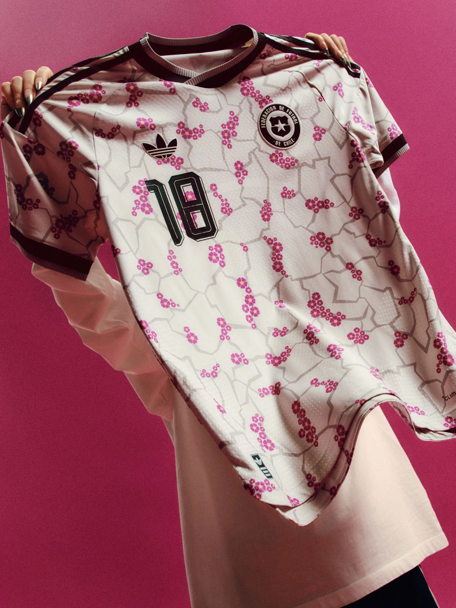 阿迪达斯发布 2026 年世界杯国家队客场球衣 © 球衫堂 kitstown