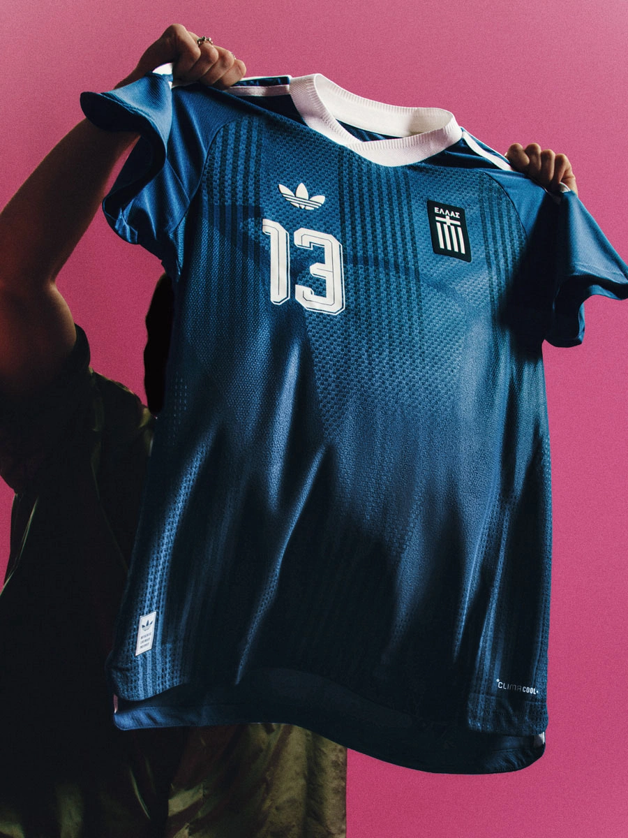 阿迪达斯发布 2026 年世界杯国家队客场球衣 © 球衫堂 kitstown