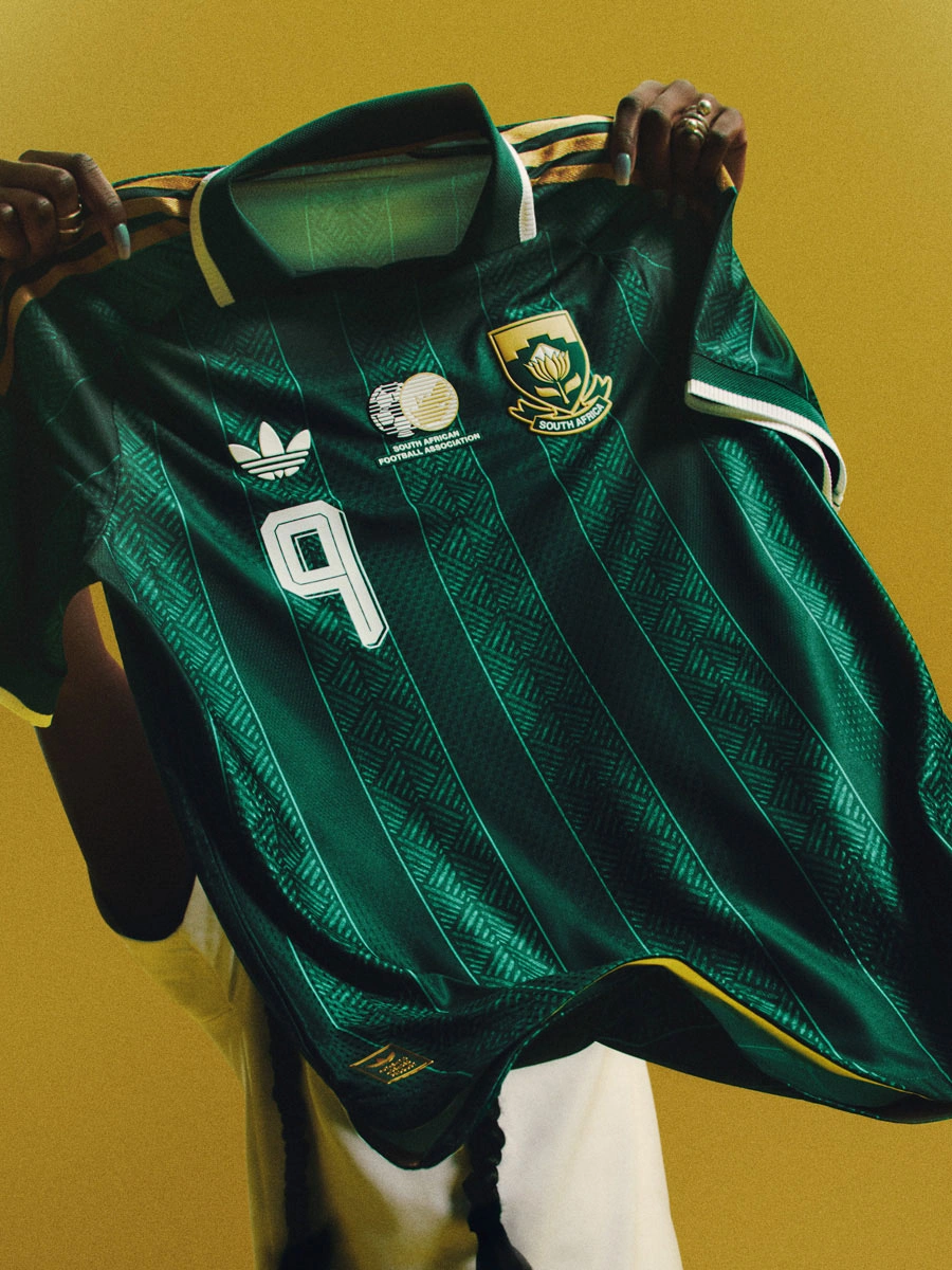 阿迪达斯发布 2026 年世界杯国家队客场球衣 © 球衫堂 kitstown