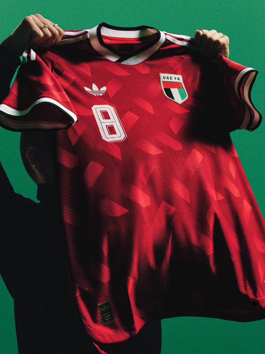 阿迪达斯发布 2026 年世界杯国家队客场球衣 © 球衫堂 kitstown