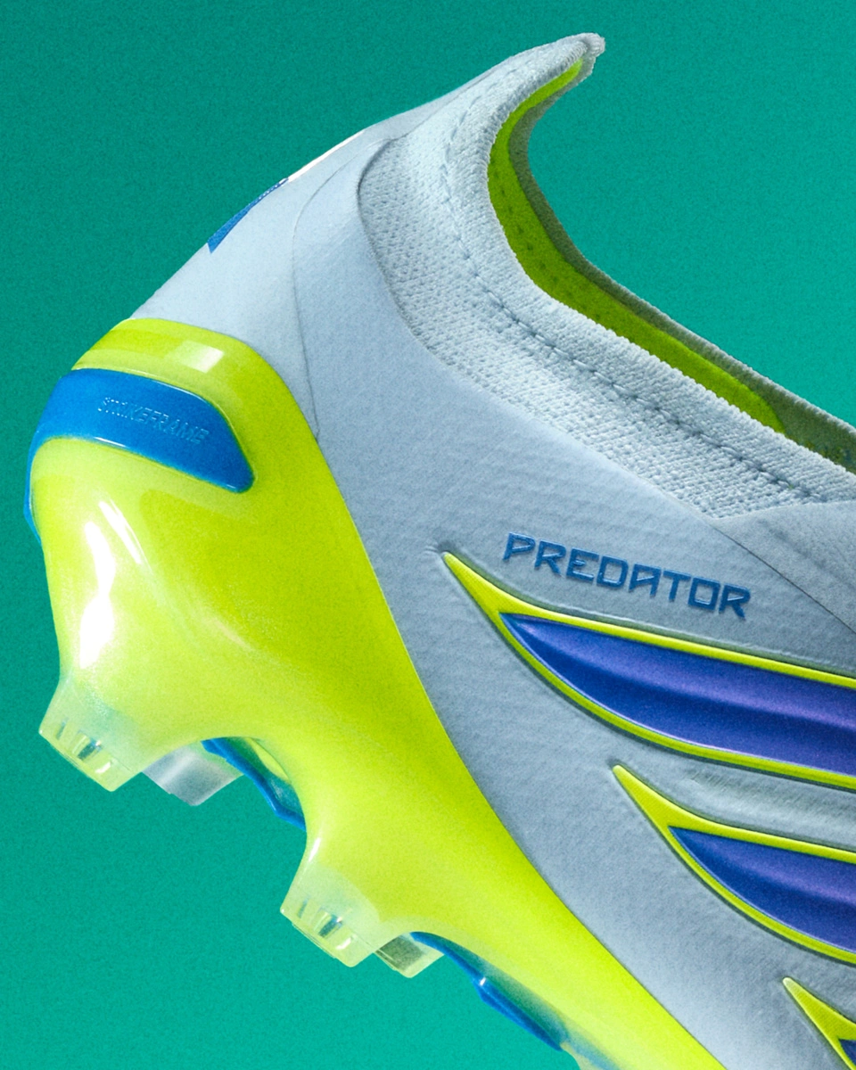 阿迪达斯推出“寒冰战锋”系列套组 © 球衫堂 kitstown