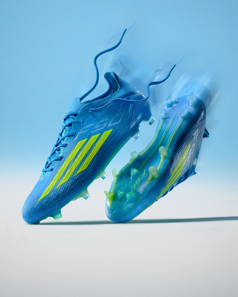 阿迪达斯推出“寒冰战锋”系列套组 © 球衫堂 kitstown