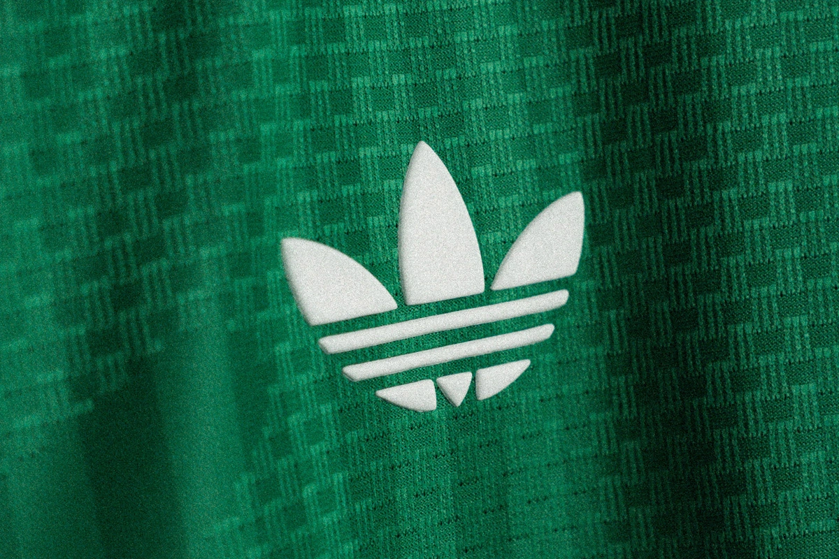 阿尔及利亚国家队 2026 世界杯客场球衣 © 球衫堂 kitstown