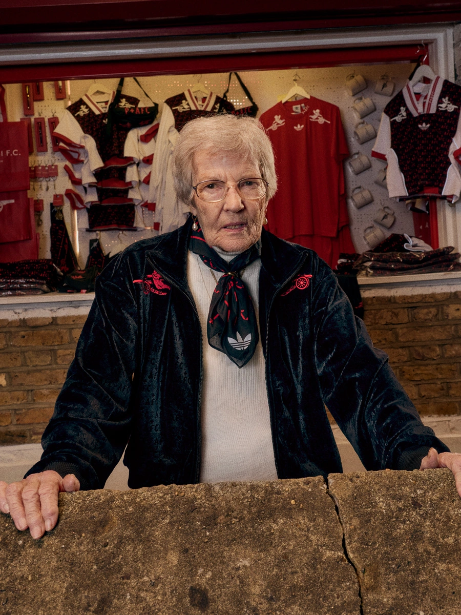 阿迪达斯 × 阿森纳 × Places + Faces 联名系列服饰 © 球衫堂 kitstown